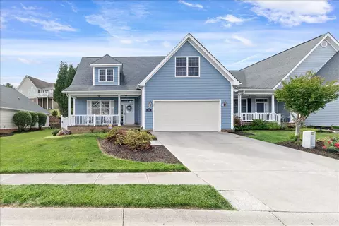 831 Sumpter Pl, Roanoke, VA 24019