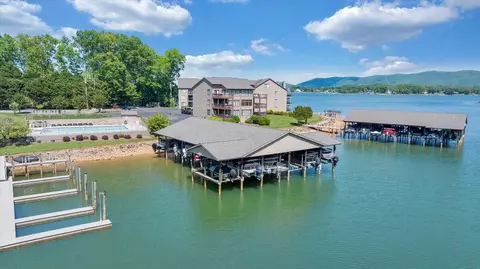 620 Montevista Rd #602, Union Hall, VA 24176