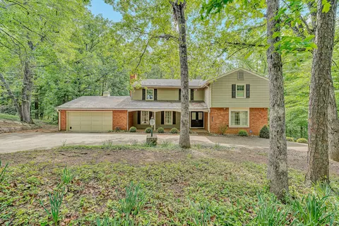5206 Falcon Ridge Rd, Roanoke, VA 24018