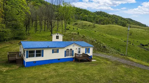 2468 Valley Center Rd, Monterey, VA 24465