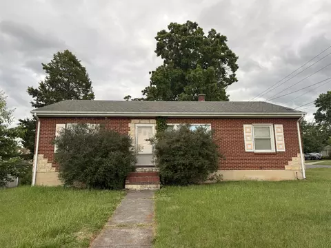 2601 Ravenwood Ave NW, Roanoke, VA 24012