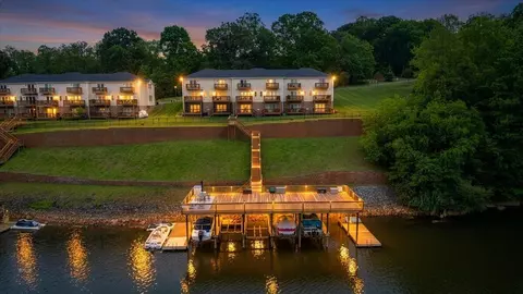 345 Cambridge Ct #A4, Hardy, VA 24101