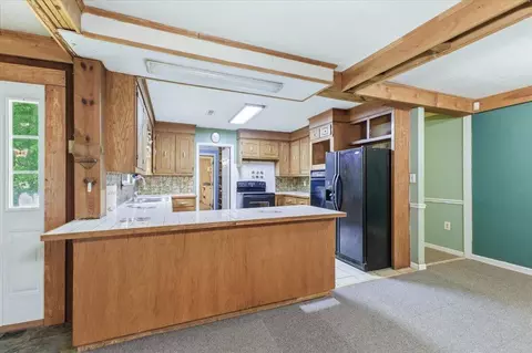 Kitchen - 306 Willowridge Dr, Thaxton, VA 24174 photo 1 of 4