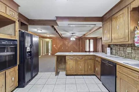 Kitchen - 306 Willowridge Dr, Thaxton, VA 24174 photo 4 of 4