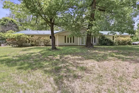 306 Willowridge Dr, Thaxton, VA 24174
