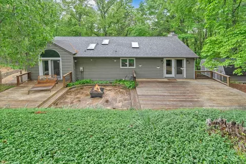 Exterior - 5424 Highfields Rd, Roanoke, VA 24018 photo 7 of 13
