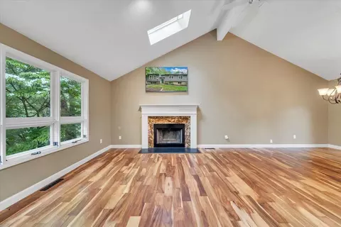 Living - 5424 Highfields Rd, Roanoke, VA 24018 photo 1 of 10