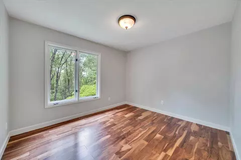 Bedroom - 5424 Highfields Rd, Roanoke, VA 24018 photo 5 of 6