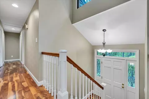 Entry Way - 5424 Highfields Rd, Roanoke, VA 24018 photo 2 of 4