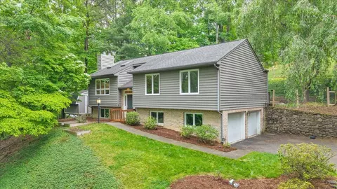 Exterior - 5424 Highfields Rd, Roanoke, VA 24018 photo 12 of 13