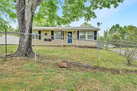 51 Railroad Ave, New Castle, VA 24127