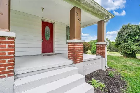 Exterior - 1384 Thaxton Mountain Rd, Thaxton, VA 24174 photo 3 of 9