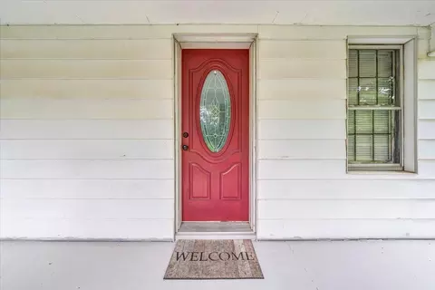 Exterior - 1384 Thaxton Mountain Rd, Thaxton, VA 24174 photo 4 of 9