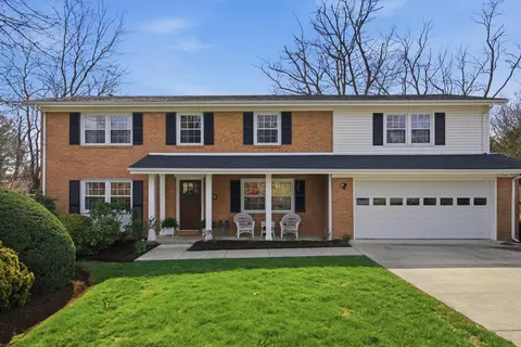509 Stonegate Dr, Blacksburg, VA 24060
