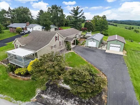 View/Area - 5833 Lyons Rd, Dublin, VA 24084 photo 1 of 6