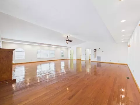 Living - 5833 Lyons Rd, Dublin, VA 24084 photo 10 of 10