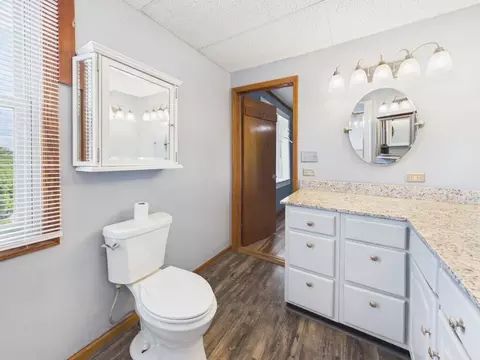 Bath - 5833 Lyons Rd, Dublin, VA 24084 photo 2 of 4