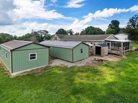 Exterior - 5833 Lyons Rd, Dublin, VA 24084 photo 29 of 34