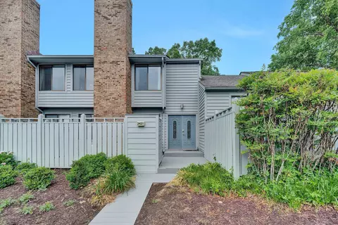 2421 S Clearing Rd, Salem, VA 24153