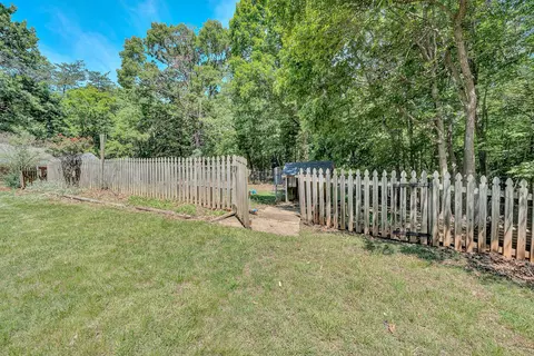 Exterior - 206 Brookledge Dr, Vinton, VA 24179 photo 3 of 10