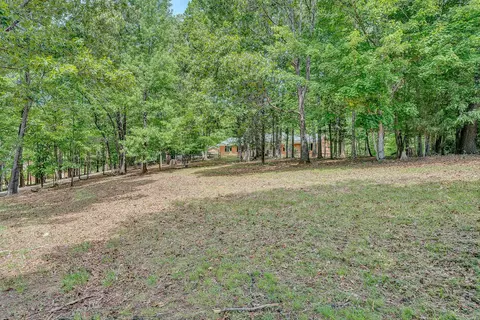 Exterior - 206 Brookledge Dr, Vinton, VA 24179 photo 9 of 10