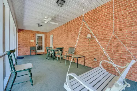 Exterior - 206 Brookledge Dr, Vinton, VA 24179 photo 1 of 10