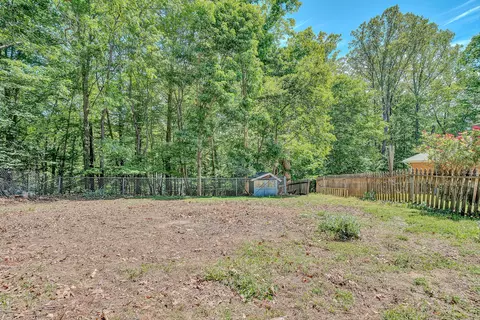 Exterior - 206 Brookledge Dr, Vinton, VA 24179 photo 4 of 10