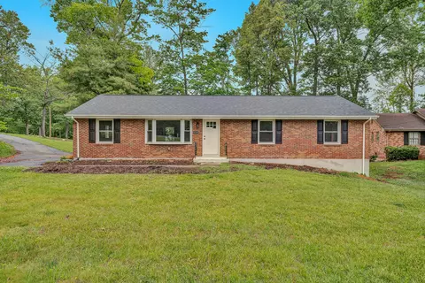4549 Kirkwood Dr, Roanoke, VA 24018