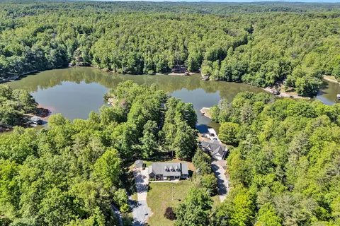 View/Area - 1805 Carroll Rd, Goodview, VA 24095 photo 8 of 8