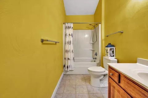 Bath - 1805 Carroll Rd, Goodview, VA 24095 photo 4 of 5