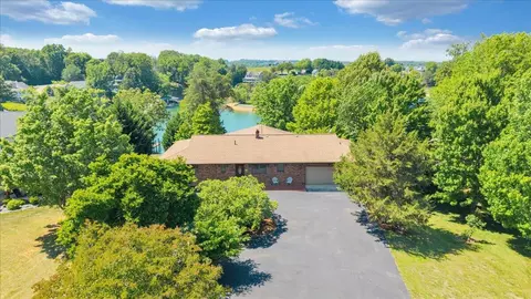 159 Windmere Trl, Moneta, VA 24121