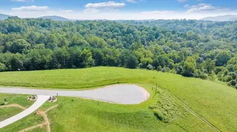 3878 Ballyhack Trl, Roanoke, VA 24014 photo 4