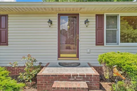 165 Fox Fire, Cloverdale, VA 24077 photo 4