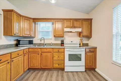 Kitchen - 1341 Gillette Ave SE, Roanoke, VA 24014 photo 1 of 1
