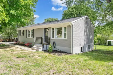 5433 Eveningwood Ln, Roanoke, VA 24019
