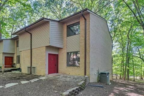 2952 Tree Swallow Rd, Roanoke, VA 24018