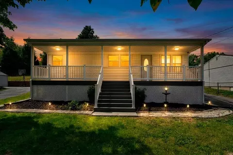 2416 Shull Rd NE, Roanoke, VA 24012