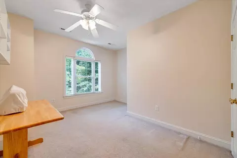 Bedroom - 1236 Longview Rd, Roanoke, VA 24018 photo 3 of 7
