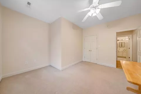 Bedroom - 1236 Longview Rd, Roanoke, VA 24018 photo 4 of 7