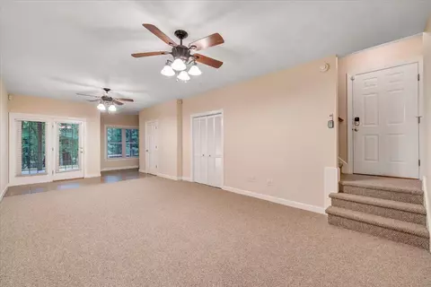 Living - 1236 Longview Rd, Roanoke, VA 24018 photo 2 of 2