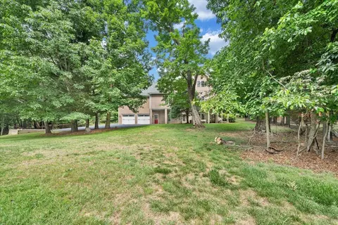 Exterior - 1236 Longview Rd, Roanoke, VA 24018 photo 11 of 15