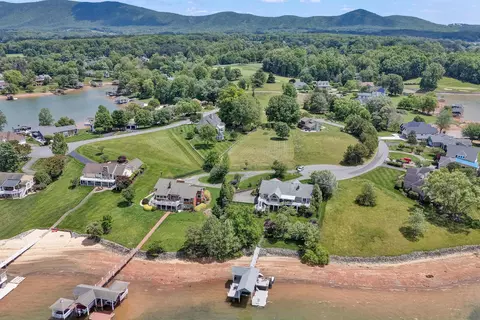 View/Area - 155 Shoreline Cir, Penhook, VA 24137 photo 7 of 7