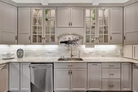 Kitchen - 155 Shoreline Cir, Penhook, VA 24137 photo 3 of 6