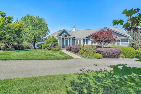Exterior - 155 Shoreline Cir, Penhook, VA 24137 photo 3 of 18