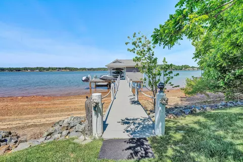 Exterior - 155 Shoreline Cir, Penhook, VA 24137 photo 17 of 18