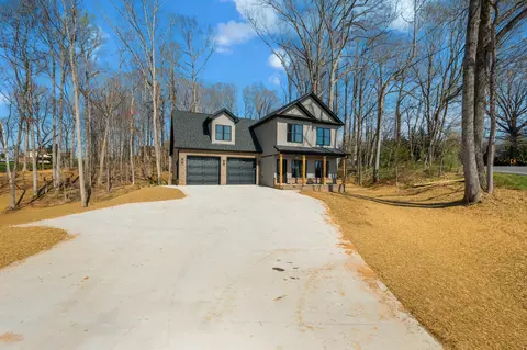 Exterior - 2199 Cottontown Rd, Forest, VA 24551 photo 2 of 4