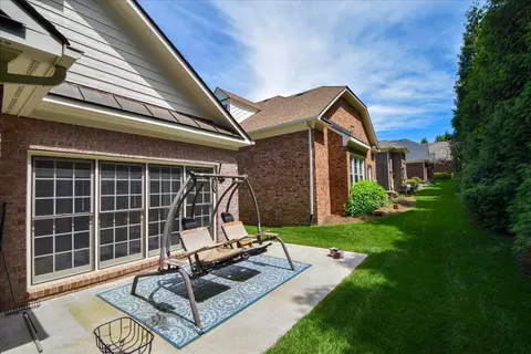 Exterior - 3348 Somercroft Ct SW, Roanoke, VA 24014 photo 7 of 9