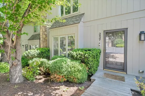 3437 Londonderry Ct, Roanoke, VA 24018