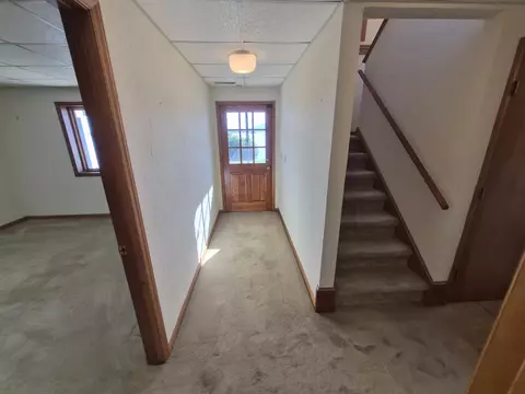 Entry Way - 189 Hardy Ct, Penhook, VA 24137 photo 6 of 7