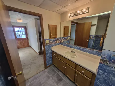Bath - 189 Hardy Ct, Penhook, VA 24137 photo 3 of 5